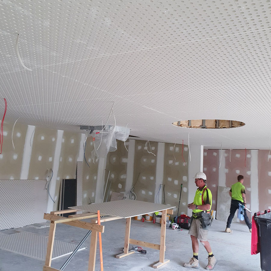 Suspended ceiling in consulting suites